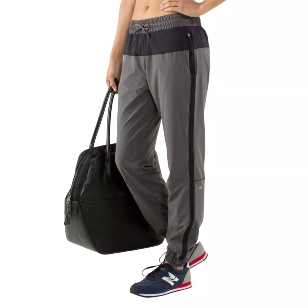 Lululemon Track to Reality Jogger Pants‎ Women's Gray Black Athletic